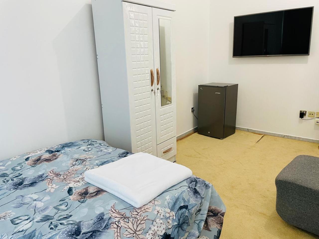 Cozy Haven-Fully Furnished Studio Apartment Abu Dhabi Exterior photo